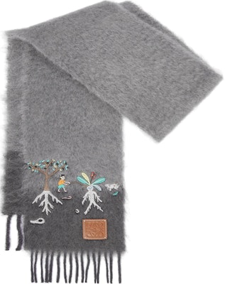 LOEWE x Suna Fujita Bufanda de Lana Mohair Unisex Estilo Pareja en Gris F811257X49 Lookbook LOEWE x Suna Fujita Bufanda de Lana Mohair Unisex Estilo Pareja en Gris F811257X49