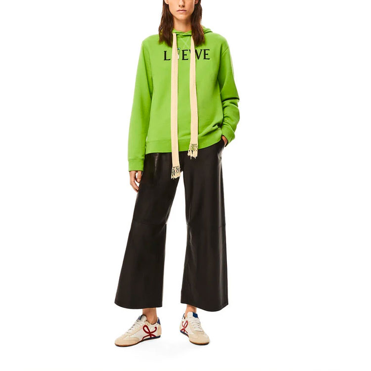 Lookbook LOEWE x Totoro SS21 Collab Letter Print Hoodie Unisex Green S848Y25X02-4094