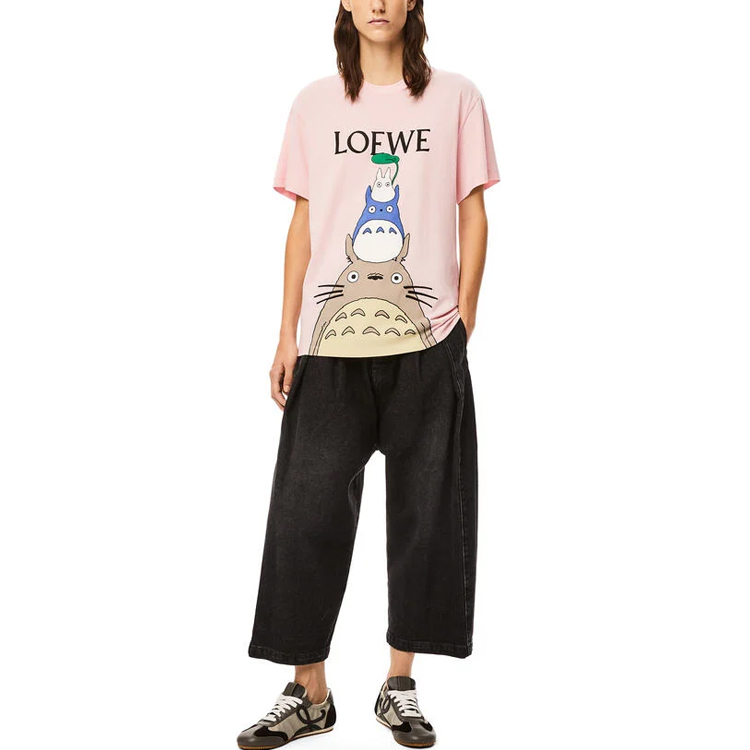 Lookbook 로에베 x 토토로 SS21 핑크 립 크루넥 티셔츠 유니섹스 스페셜 콜라보레이션 S848Y22X02-7140