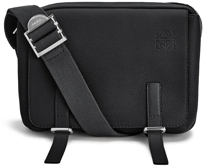 loewe-xs-military-messenger-bag-black