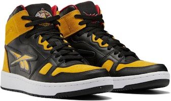 Looney Tunes x Reebok Resonator 中筒復古籃球鞋 男女通款 黑黃 Lookbook Looney Tunes x Reebok Resonator 中筒復古籃球鞋 男女通款 黑黃