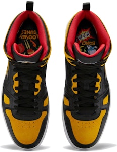 Reebok Resonator Mid x Looney Tunes 联名 黑色金盏花 GW4307 Shop Reebok Resonator Mid x Looney Tunes 联名 黑色金盏花 GW4307
