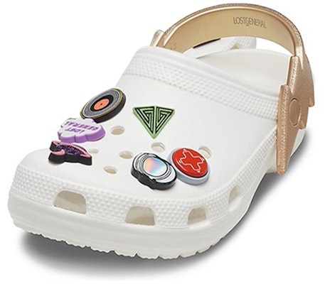 Crocs Lost General x Sandal Putih 'White' 207252-100 Lookbook Crocs Lost General x Sandal Putih 'White' 207252-100