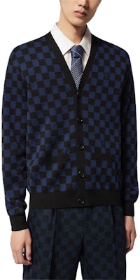 LOUIS VUITTON Blue Plaid V-Neck Loose-Fit Long-Sleeve Sweater 1AFJRW Lookbook LOUIS VUITTON Blue Plaid V-Neck Loose-Fit Long-Sleeve Sweater 1AFJRW