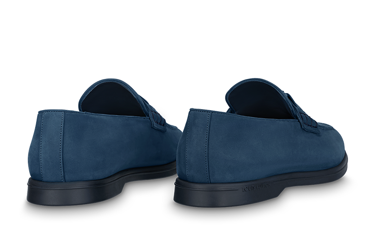 Lookbook Louis Vuitton Mocasín Azul Marino de Punta Redonda para Hombre 1ABMTS
