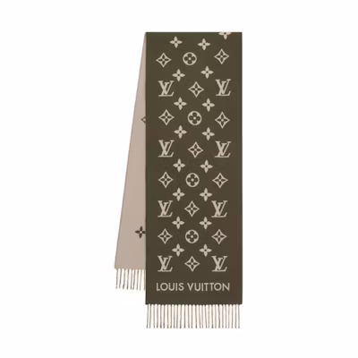 LOUIS VUITTON Green Tassel Wool Scarf. M92783