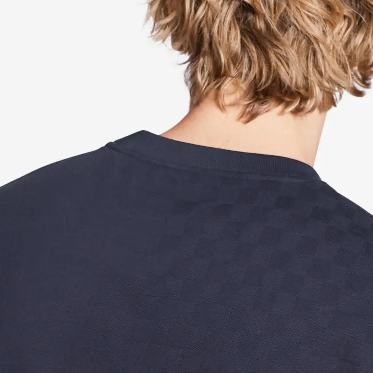 Purchase LOUIS VUITTON  Navy Blue Solid Pocket Crewneck Casual T-Shirt. 1A7XE1