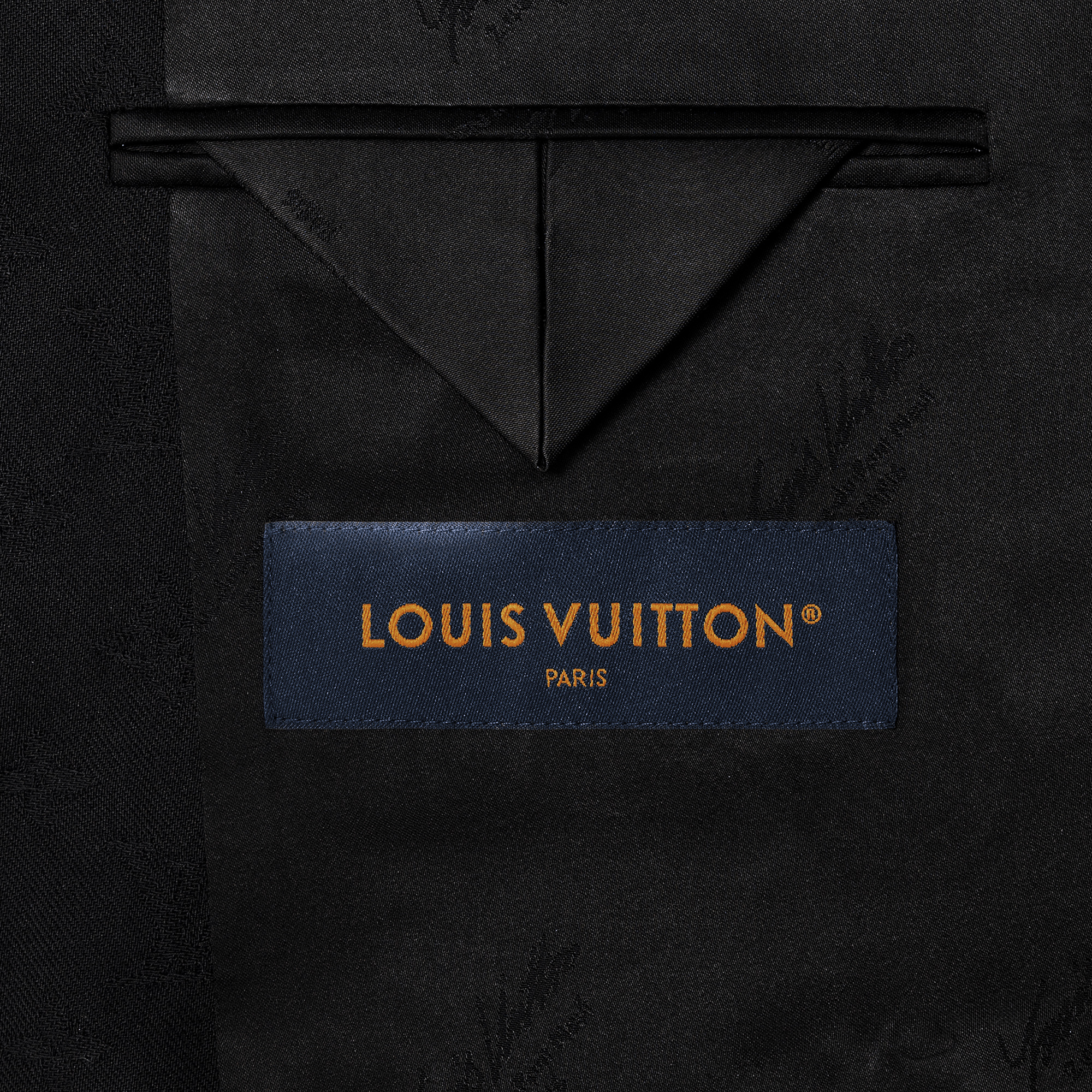 LOUIS VUITTON  Solid Print Long Sleeve Jacket Black 1AFVVA 圖 5