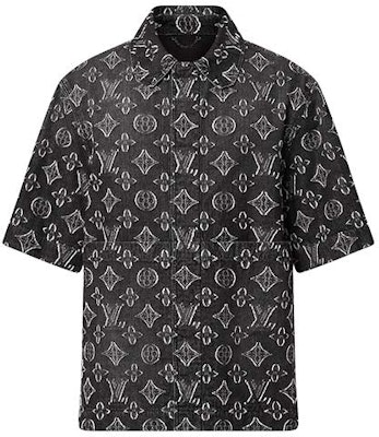 LOUIS VUITTON Camisa Negra Hombre Manga Corta Estampado Total Casual 1ABYOM Buy LOUIS VUITTON Camisa Negra Hombre Manga Corta Estampado Total Casual 1ABYOM