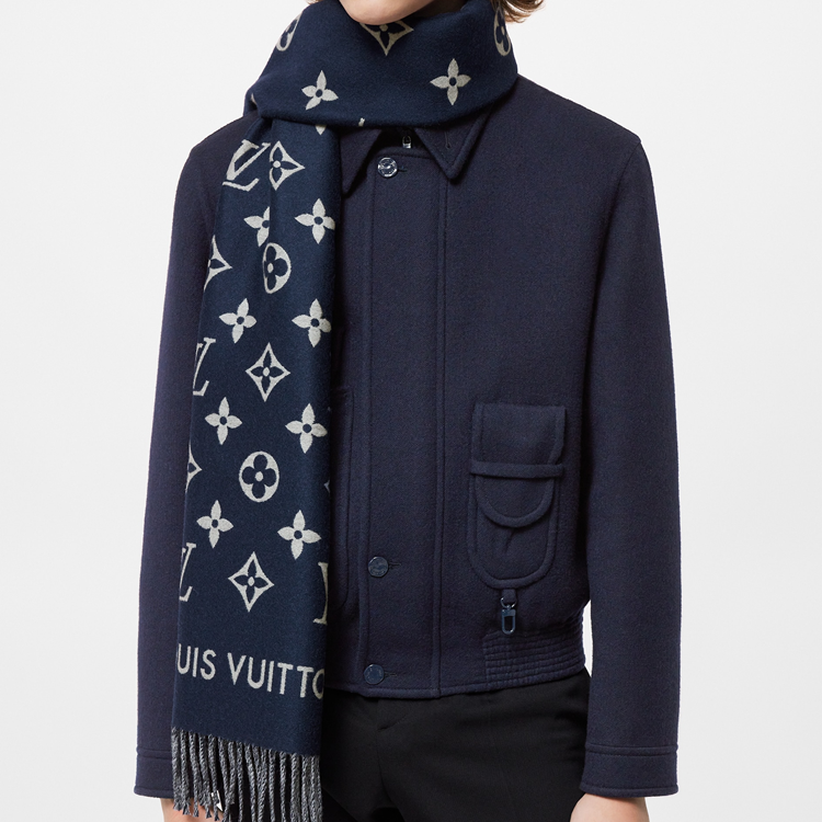 Louis Vuitton All About Monogram Fringe Scarf in Navy - Unisex Couple Style. M79130 圖 4