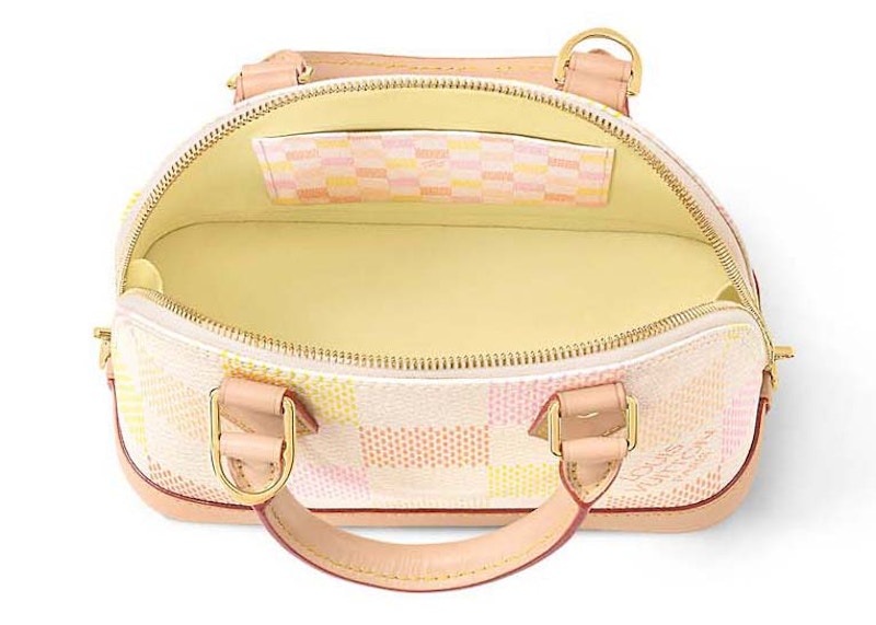 Lookbook Louis Vuitton Alma BB Peach Wanita