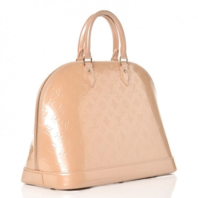 루이비통 알마 모노그램 베르니 MM 로즈 플로랑땡
Order 루이비통 알마 모노그램 베르니 MM 로즈 플로랑땡