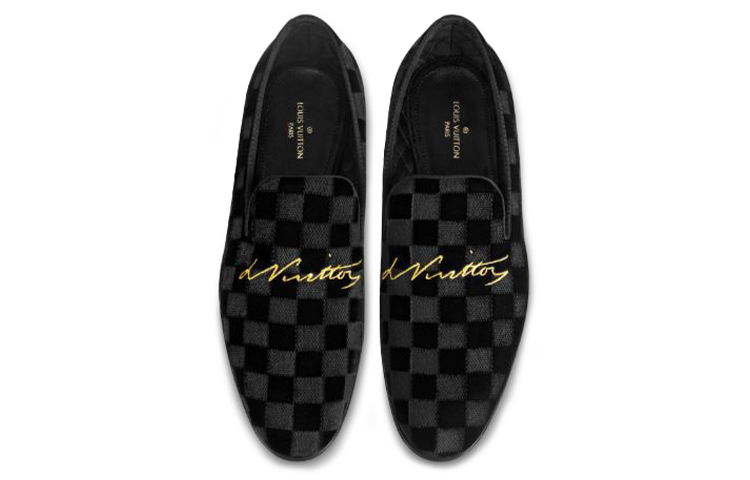 Shop Louis Vuitton 路易威登 Auteuil Damier 天鵝絨 套腳圓頭便平底鞋 黑色