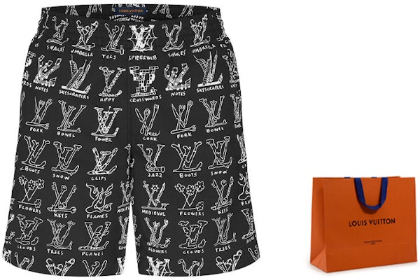 LOUIS VUITTON Celana Pendek Santai Motif Kartun Hitam 1A8HGI Lookbook LOUIS VUITTON Celana Pendek Santai Motif Kartun Hitam 1A8HGI