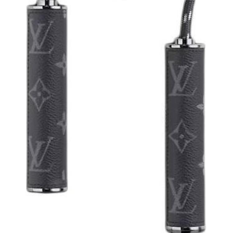 Lookbook 루이비통 블랙 휴대용 성인 점프 로프 피트니스 액세서리. GI0210