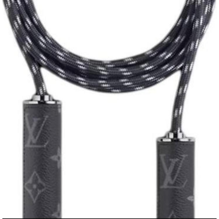 Shop 루이비통 블랙 휴대용 성인 점프 로프 피트니스 액세서리. GI0210