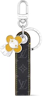 LOUIS VUITTON Black Petal Keychain Unisex Couples Accessory. M01469 LOUIS VUITTON Black Petal Keychain Unisex Couples Accessory. M01469