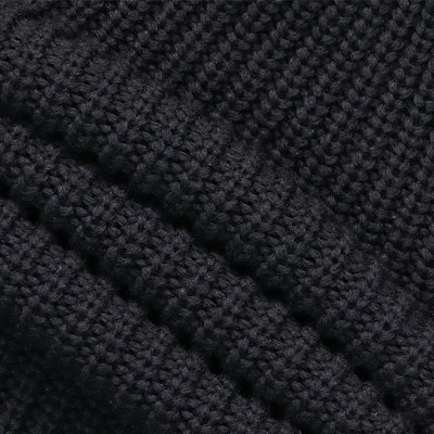 LOUIS VUITTON Suéter Negro de Punto con Oso de Peluche de Manga Larga 1A99JM Sizing LOUIS VUITTON Suéter Negro de Punto con Oso de Peluche de Manga Larga 1A99JM