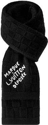 路易威登黑色羊毛刺绣Logo围巾 情侣款 男女通用 m90841 Lookbook 路易威登黑色羊毛刺绣Logo围巾 情侣款 男女通用 m90841