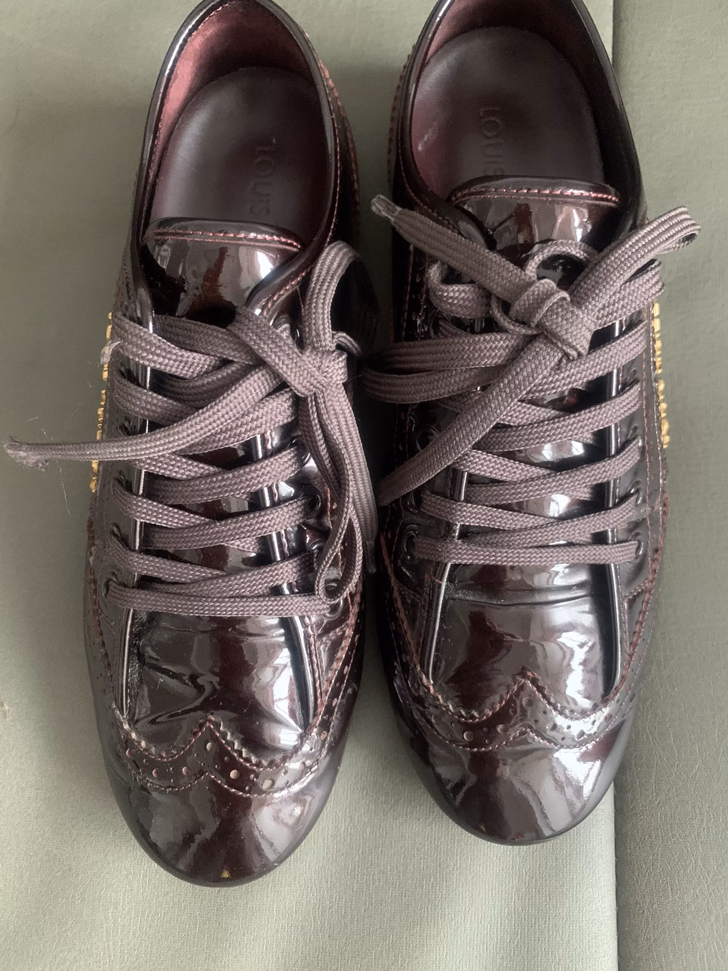 louis-vuitton-brogue-carved-flowers-g0-0191