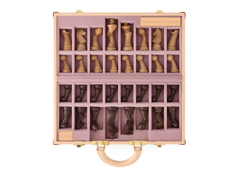 Lookbook Louis Vuitton x Tyler, the Creator Kotak Catur Hijau Damier Golf