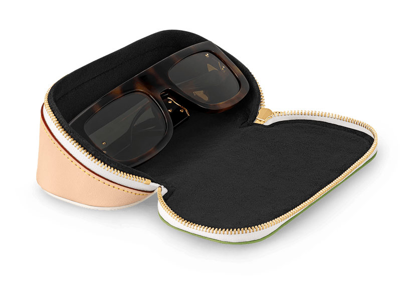 Lookbook 泰勒创作者路易威登绿色Damier高尔夫太阳镜袋