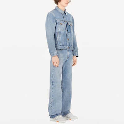 LOUIS VUITTON Jaket Denim Biru Kasual 1A5D8M Purchase LOUIS VUITTON Jaket Denim Biru Kasual 1A5D8M