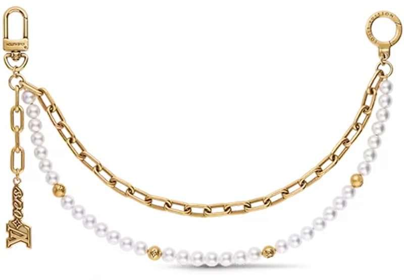 louis-vuitton-chain-belt-pearls-bag-charm-gold