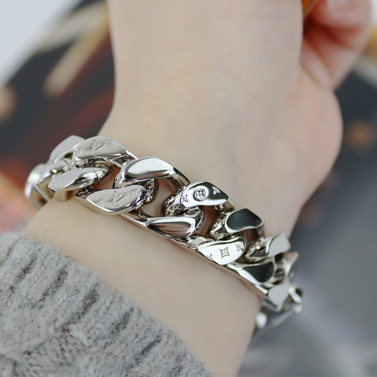 Purchase 路易威登银色古巴链条手链男女通用 M69988+M69989