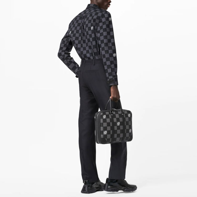 LOUIS VUITTON Checkered Long-Sleeve Shirt Black 1A99WY 圖 4