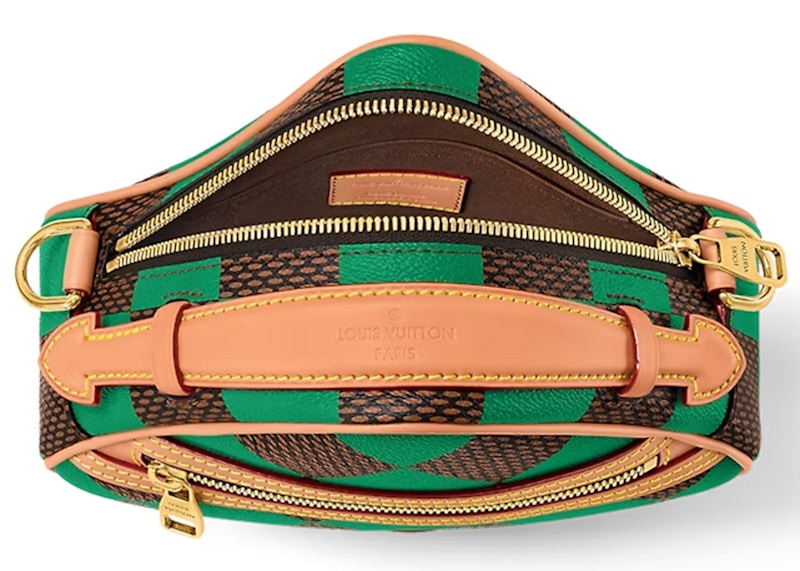 Lookbook 路易威登棋盤格綠色斜挎包