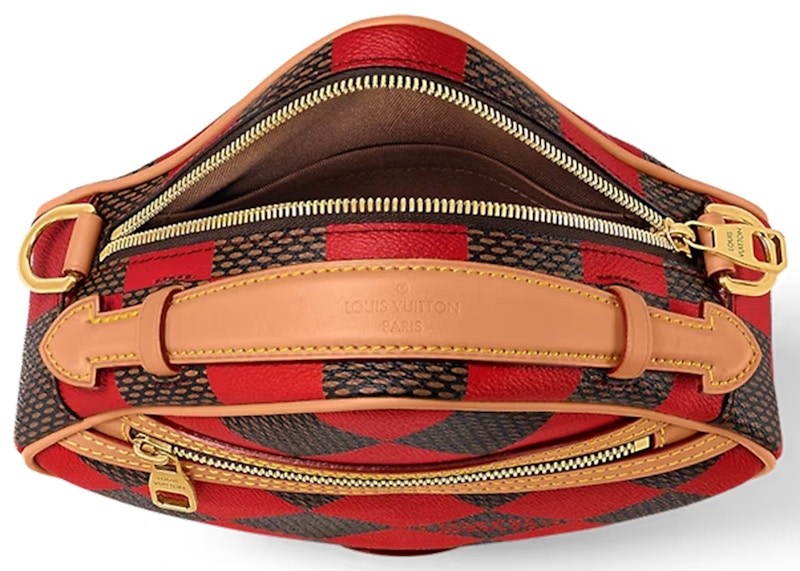 Lookbook 루이비통 다미에 팝 레드 체스 메신저 백 
