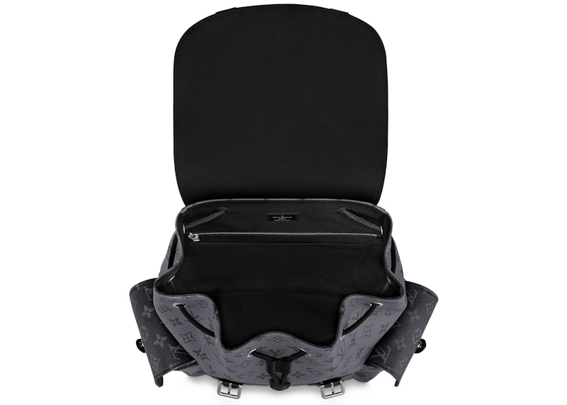 Lookbook Louis Vuitton Christopher Monogram Eclipse Reverse PM Kelabu