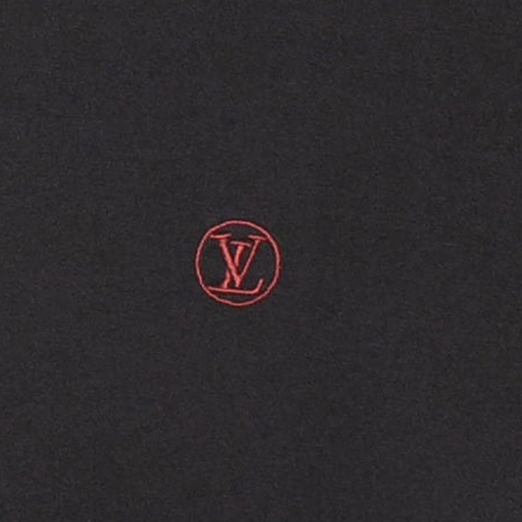 Details for LOUIS VUITTON Kaos Katun Logo Klasik Warna Hitam 1A1SA5