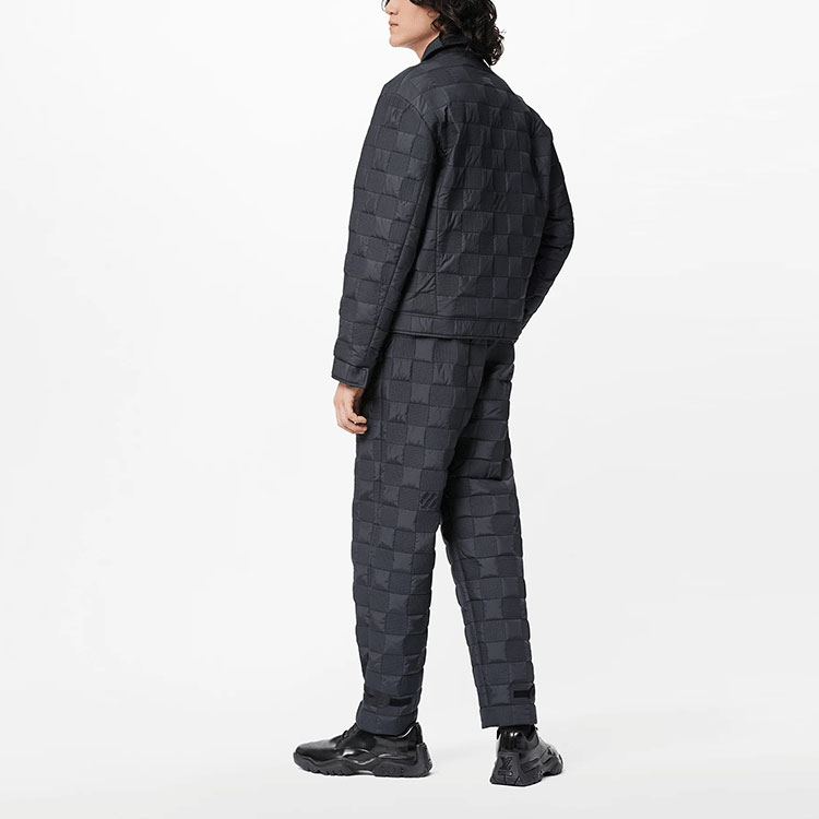 LOUIS VUITTON Damier Quilted Logo Belted Jacket Black 1A9A5K 圖 4