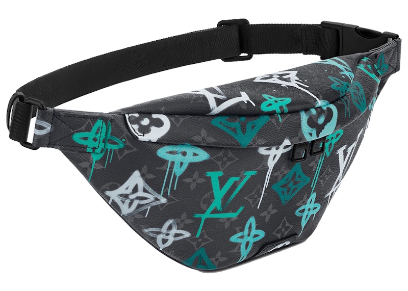 Louis Vuitton Discovery Bumbag LV Graffiti Multicolor