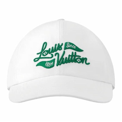 路易威登白色刺繡徽章純棉棒球帽 情侶款 男女適用 M5023M Lookbook 路易威登白色刺繡徽章純棉棒球帽 情侶款 男女適用 M5023M