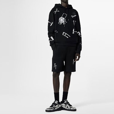 Louis Vuitton Hoodie Hitam Pola Bordir Alat. 1AB4U8 Lookbook Louis Vuitton Hoodie Hitam Pola Bordir Alat. 1AB4U8