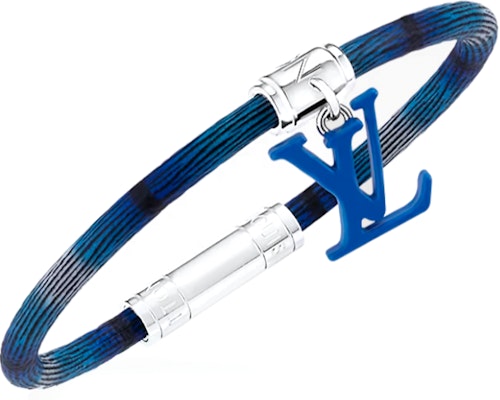 LOUIS VUITTON Gelang Kulit Besi Biru Pria dengan Gesper Perak Ukir. M8397E Lookbook LOUIS VUITTON Gelang Kulit Besi Biru Pria dengan Gesper Perak Ukir. M8397E