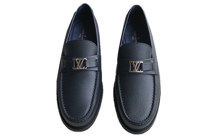 Lookbook Sneaker Kasual Louis Vuitton 'Deep Blue' Fashion 1A806G