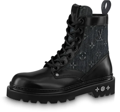 louis-vuitton-ranger-black-leather-lace-up-boot-1-aantf