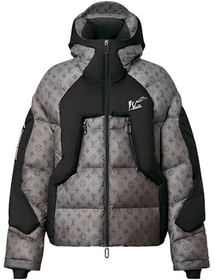 Louis Vuitton FW21 2054 Color-Changing Puffer Hooded Jacket Grey Mens Winter 1A9O4X Order Louis Vuitton FW21 2054 Color-Changing Puffer Hooded Jacket Grey Mens Winter 1A9O4X