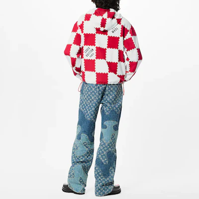 路易威登 FW21 巨型棋盤格防風外套 紅白 1A9GPP Shop 路易威登 FW21 巨型棋盤格防風外套 紅白 1A9GPP