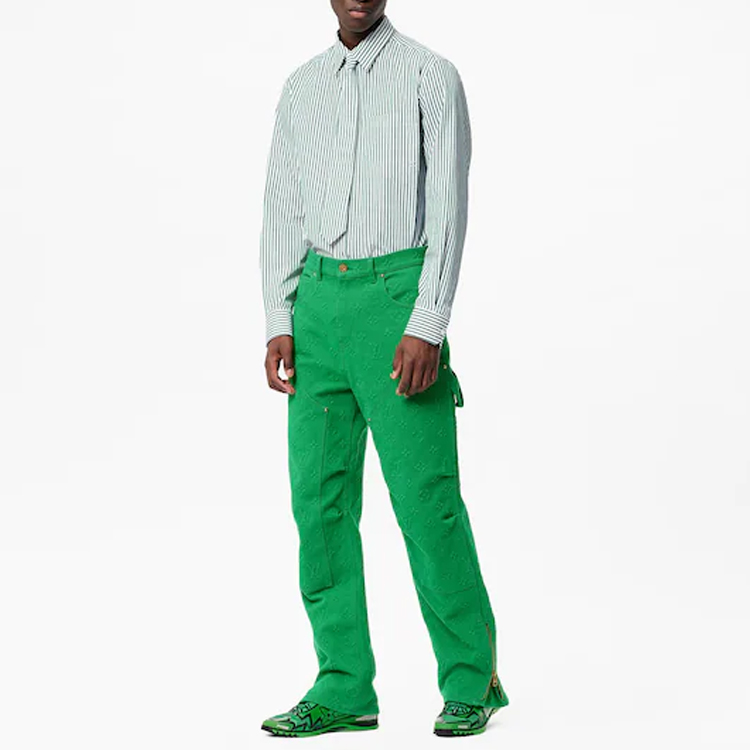 Lookbook 루이비통 FW21 그린 워크웨어 솔리드 컬러 데님 진. 1A96V7