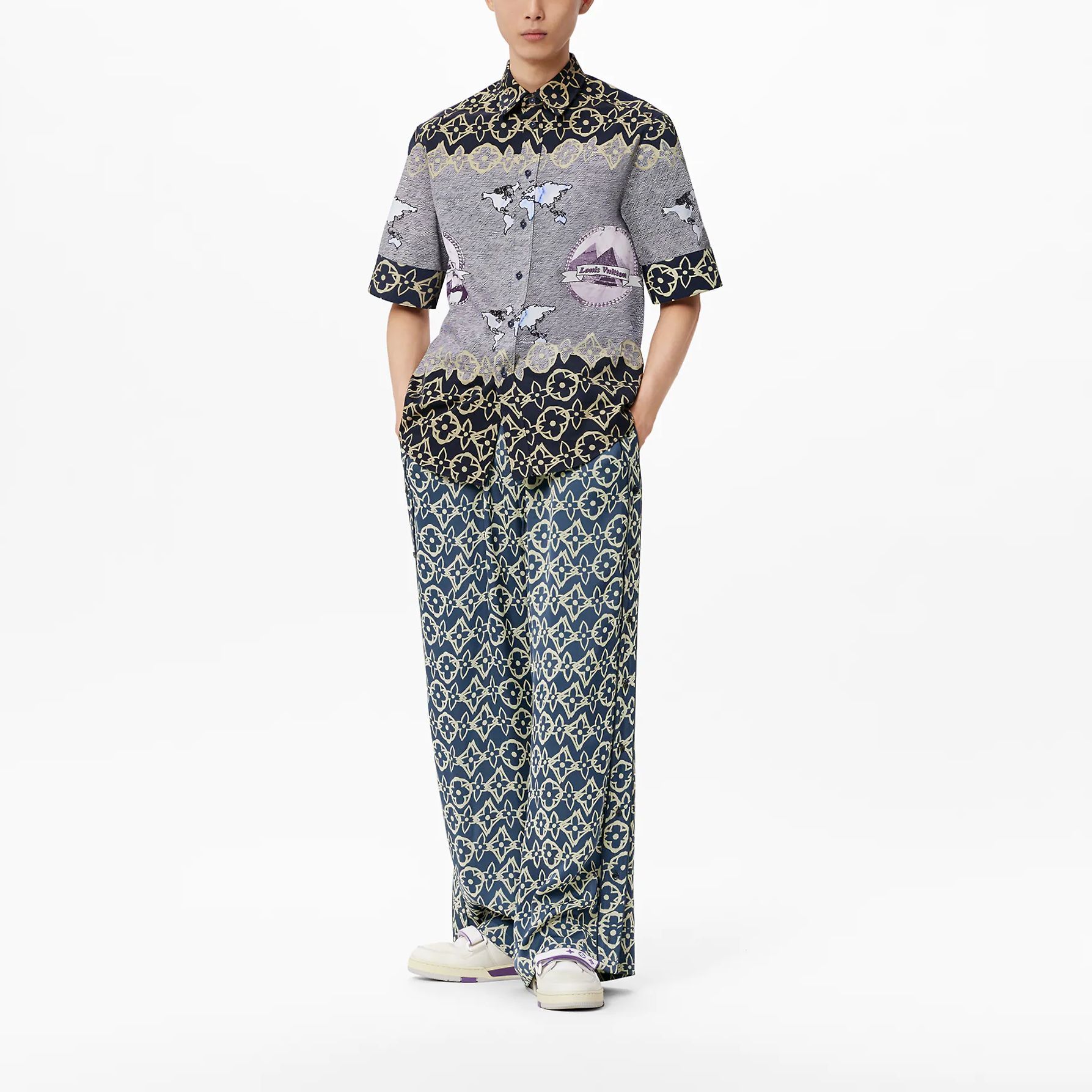 LOUIS VUITTON FW21 Pyramid Print Casual Short Sleeve Shirt Grey . 1A978A 圖 3