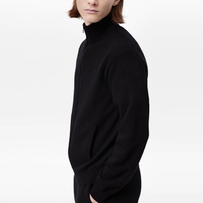 ルイ・ヴィトン FW22 ブラック無地ジップアップニットセーター. 1AA4VI Shop ルイ・ヴィトン FW22 ブラック無地ジップアップニットセーター. 1AA4VI