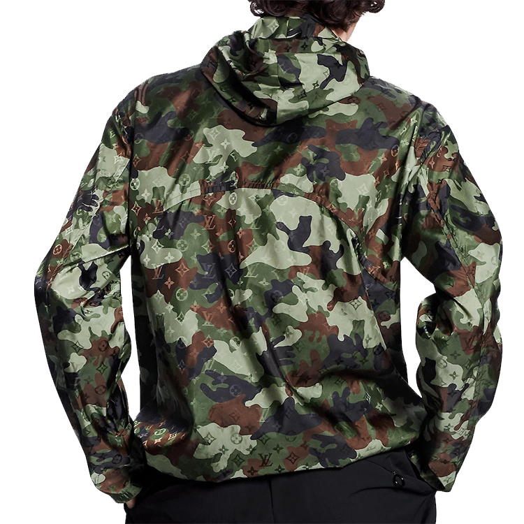 Purchase LOUIS VUITTON FW22 Jaket Hoodie Motif Camouflage Warna Kamuflase. 1A7X5J