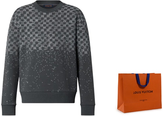 ルイヴィトン FW22 グレー チェック柄 カラーブロック クルーネックスウェットシャツ 1AA4TI Lookbook ルイヴィトン FW22 グレー チェック柄 カラーブロック クルーネックスウェットシャツ 1AA4TI