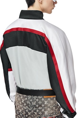 루이 비통 FW22 아이스하키 자켓 화이트 레터 컬러 블록 디자인 1AAGPZ Purchase 루이 비통 FW22 아이스하키 자켓 화이트 레터 컬러 블록 디자인 1AAGPZ