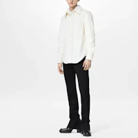 Lookbook ルイヴィトン FW22 ホワイトロングスリーブシャツ サブトルロゴ柄入りシャツ 1AAGIP